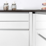 Emuca Kit profilo Gola centrale per mobili da cucina, Verniciato bianco, Alluminio
