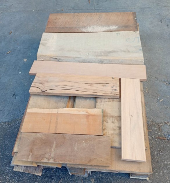 bancale-tavole-legno-massello-varie-essenze-cod-10-02
