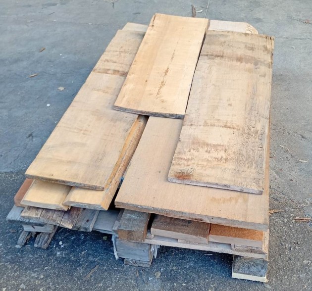 bancale-tavole-legno-massello-varie-essenze-cod-10-04