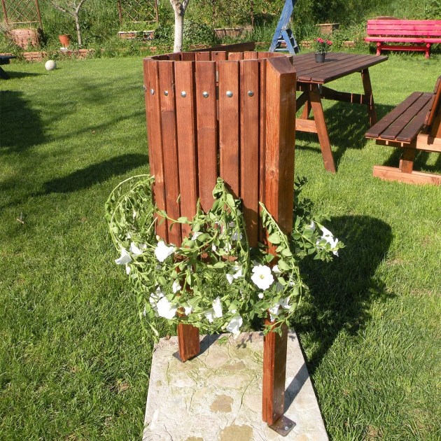 Cestino Portarifiuti In Legno mod. Patty con 2 Pali