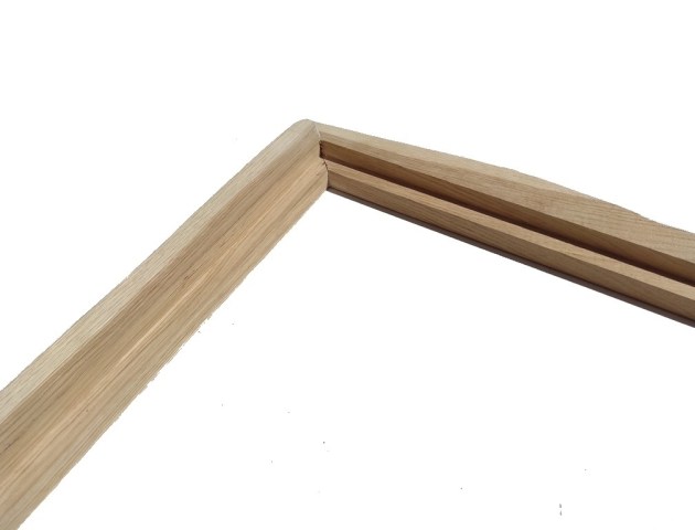 Cornice in legno massello di Rovere non refilato
