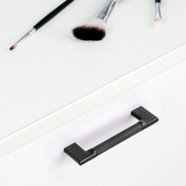 Emuca Lotto di 5 maniglie per mobili Sofia, L157mm, interasse 128mm, Alluminio, Verniciato nero
