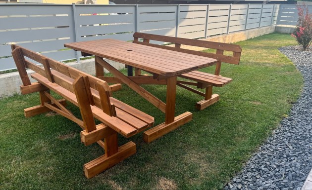 Tavolo Da Giardino Con Panche Separate e Schienale 8 + 2 posti
