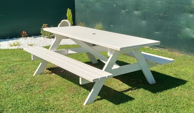 Tavolo Da Giardino Con Panche 8 + 2 posti HOLIDAY
